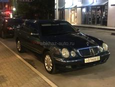 Mercedes-Benz E-Класс