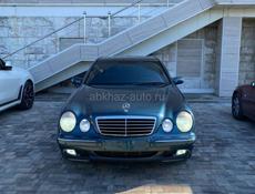 Mercedes-Benz E-Класс