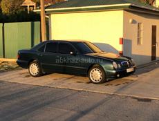 Mercedes-Benz E-Класс