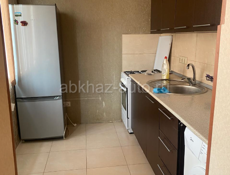 Сдается 2х комнатная квартира в центре длительно