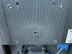 Монитор Samsung 