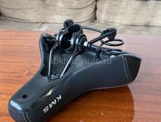 Седло велосипеда KMS