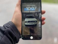 Продаю телефон iPhone 8 + срочно писать в WhatsApp просто так не звони