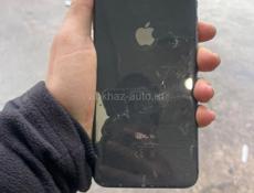 Продаю телефон iPhone 8 + срочно писать в WhatsApp просто так не звони