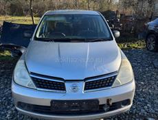 Ниссан Тида и тд 