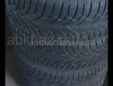 Продам зимние Шины с дисками R14