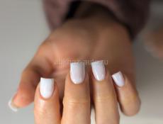 Начинающий мастер маникюра 