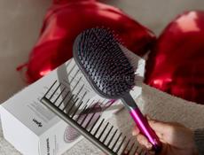 Расчёская DYSON. Новая. В упаковке!