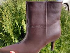 Продаются сапоги 