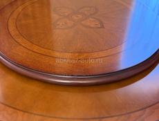 Стол и стулья из натурального дерева