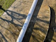 Аккумулятор 100,капот на краун белый ,сполер марках