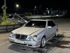 Mercedes-Benz E-Класс