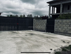 Новый дом с садом