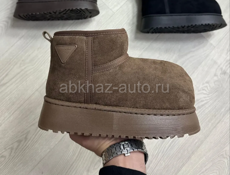 В наличии женская одежда 