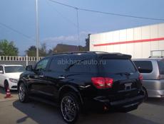 Toyota Sequoia