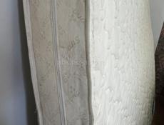 Кровать с матрасом 180*200 б/у