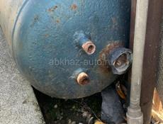 Продаю бак 100 литровый 