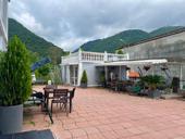 Сдается домик со всеми удобствами. Все вопросы по телефону.