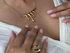 Совершенно новое платье 