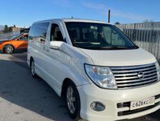 Nissan Elgrand