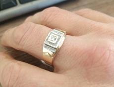 Перстень с бриллиантами