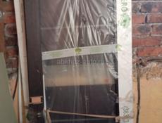 Дверь новая