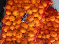 Мандарины средние и крупные 