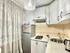 1 - К. КВАРТИРА В ЦЕНТРЕ СУХУМА, 100 М ОТ ПОБЕРЕЖЬЯ