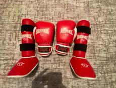 Продам перчатки и щетки 