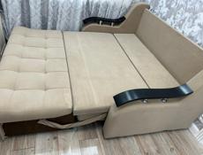 Диван и комод