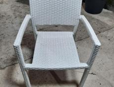 Садовые стулья