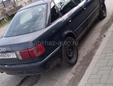 Audi 80