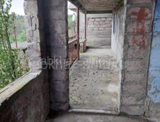 На против Сухумского вокзала