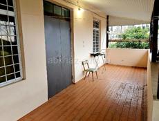 Продаётся дом в центре Гудауты