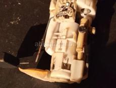 Бензонасос Тойота марк 2 2.5 