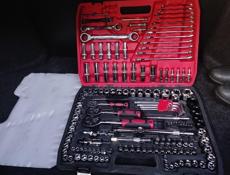 Набор ключей