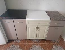 Продаю кухонные гарнитуры