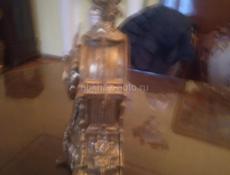 Продою часы сподсвечниками  комплет чистая  бронза