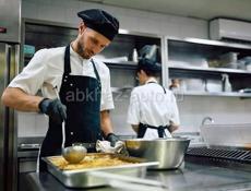 🟥 Требуется помощник повара мужчина из европейской кухни, возраст 20-31 лет, #Гагра, на круглый год. Время работы с 10:00 до 23:00  Ватсап +79615858236 Тел: +79409889088