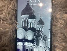 Продается телефон из минусов только не работает передняя камера а так всё хорошо работает все игры поддерживает