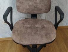Продам компьютерный стул в хорошем состоянии