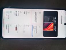 Продаю телефон очень срочно не скрывался ничего в отличном состоянии новый комплекте коробка чехол и зарядка