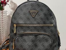 Рюкзак Guess