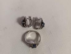 Серебряные серьги и кольцо