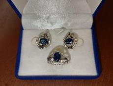 Серебряные серьги и кольцо