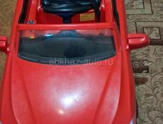 Продам детскую машинку