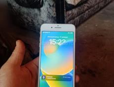 Продам аефон 8+на256 гигов