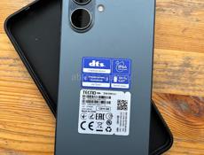 Телефон в четком состоянии 