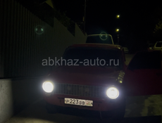 Срочная продажа машина на полном ходу