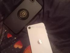 Айфон se 64гб акум 80 телефон минусов нету